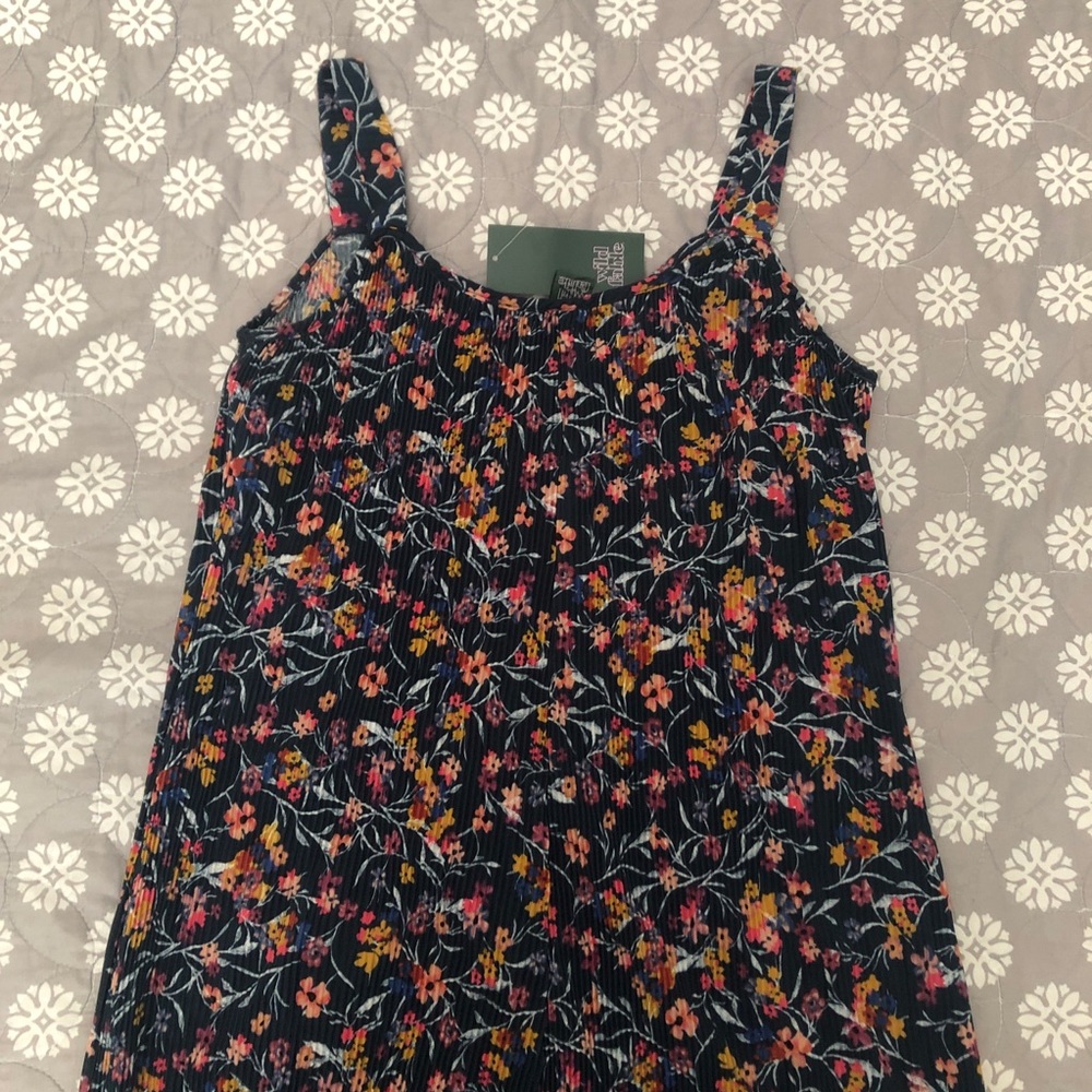 Floral pleated jumpsuit 🌼 - Picture 5 of 6